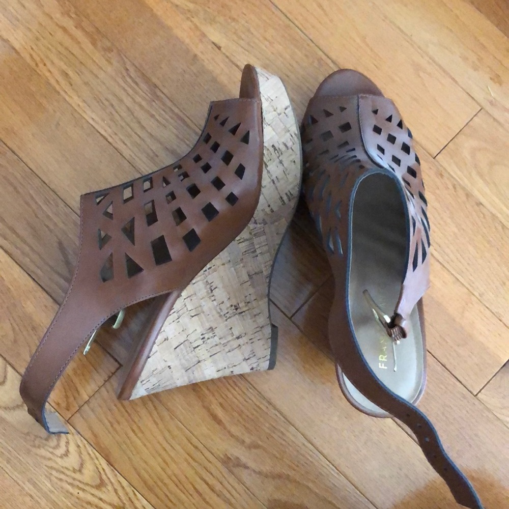 Tan wedges